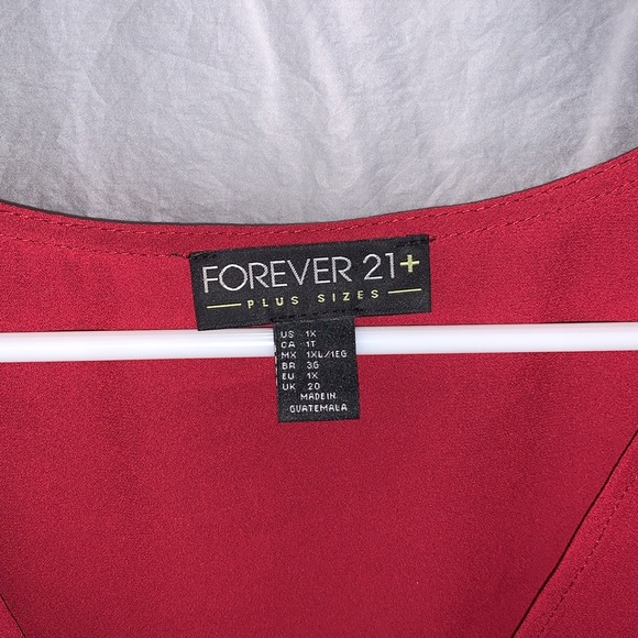 1x Forever21+ Plus Size Burgandy / Black Lightweight Top - Picture 3 of 8